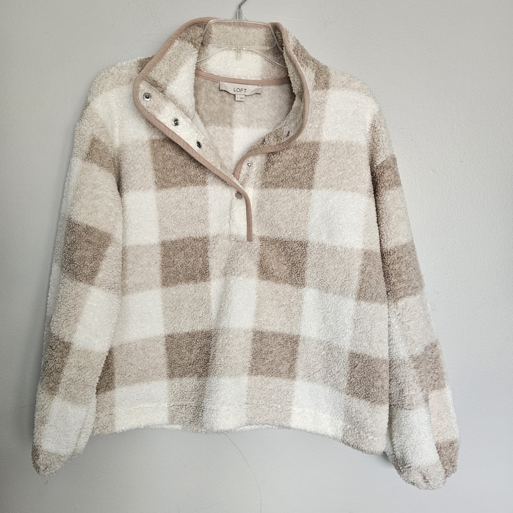 LOFT Women's Plaid Sweater - Cream and Tan EUC Snap Neckline Small S
